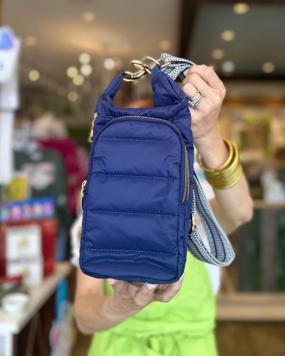 Crossbody HydroBag w/Handle Zipper, Island Navy Matte