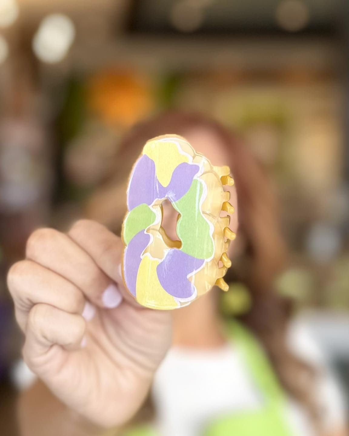 King Cake Claw Clip, Pastel