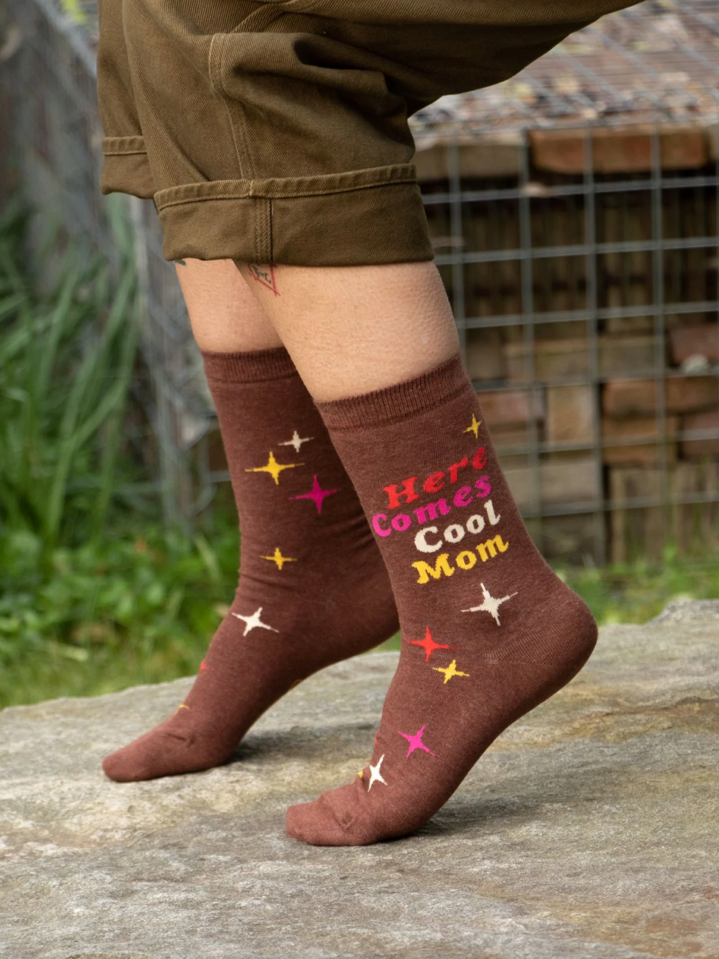 Here Comes Cool Mom Socks