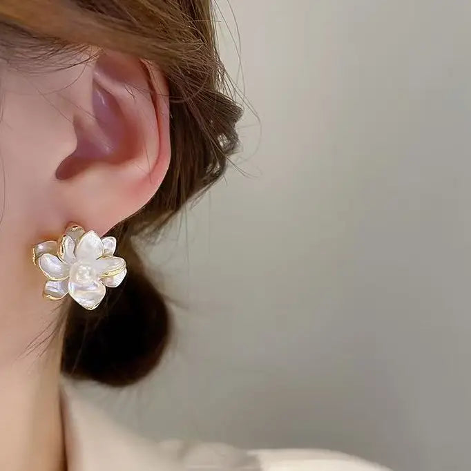 Southern Magnolia Pearl Stud Earrings