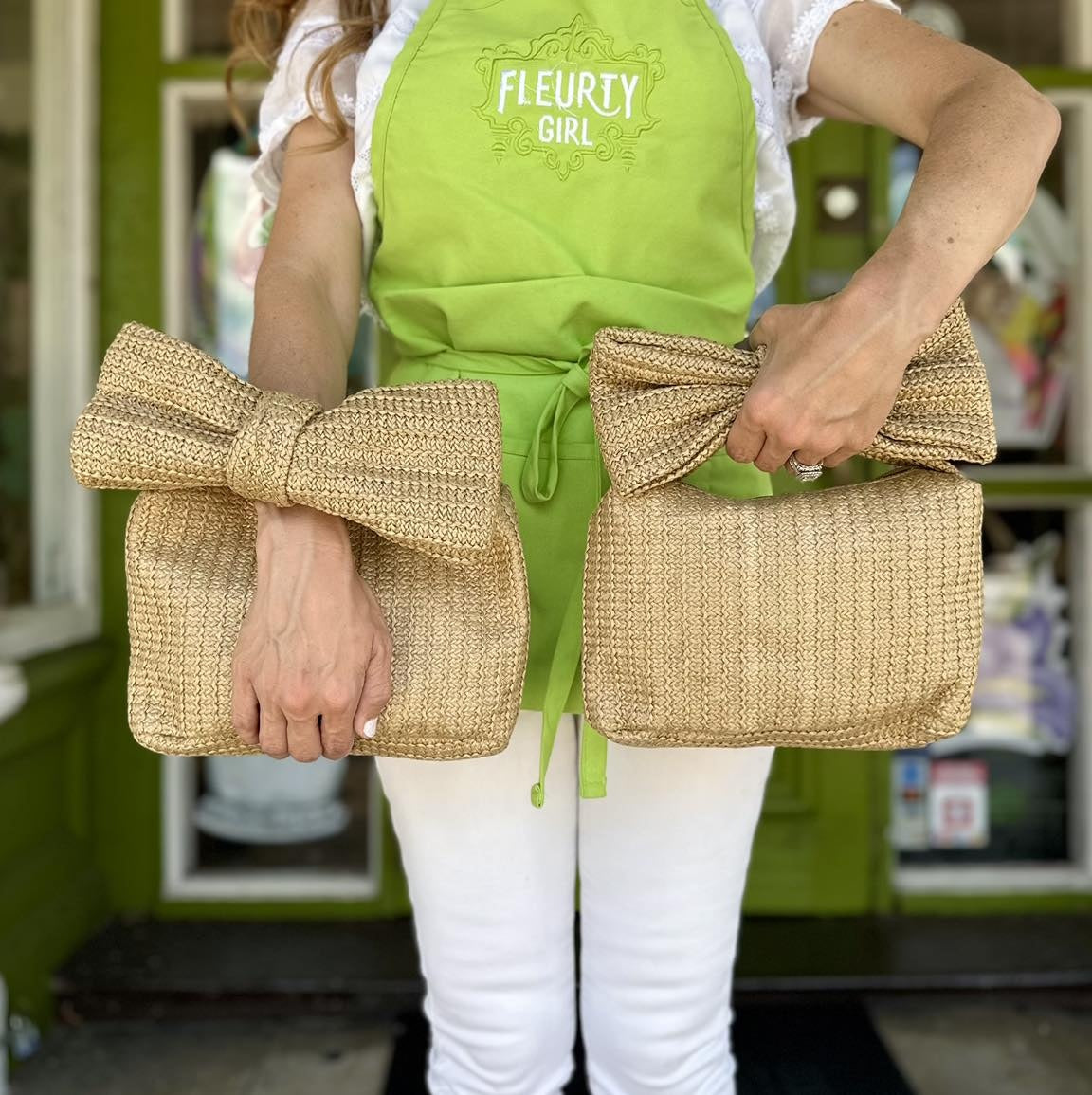 Straw Bow Clutch