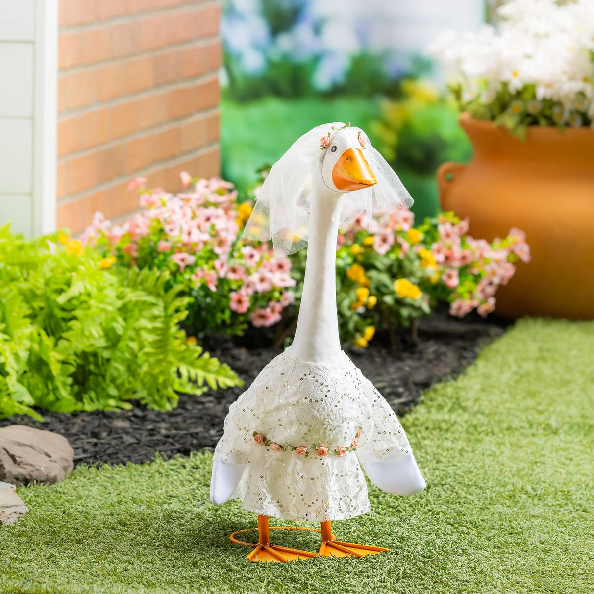 Giddy the Goose Outfit, Bride
